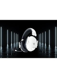 RAZER BlackShark V2 HyperSpeed - Wireless Ultra-Lightweight Esports Headset - White  - Image 2