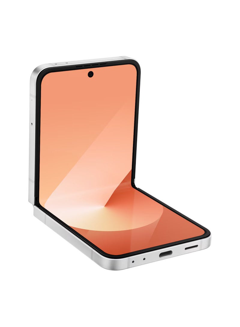 Samsung Galaxy Z Flip 6 Dual SIM Peach 12GB RAM 256GB 5G  - Middle East Version - Image 2