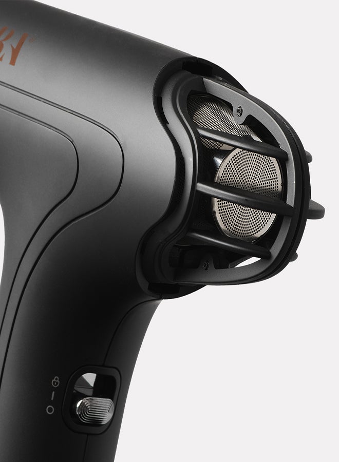 Powerful Blow Hairdryer With A Power Of Up To 2,000W Black
