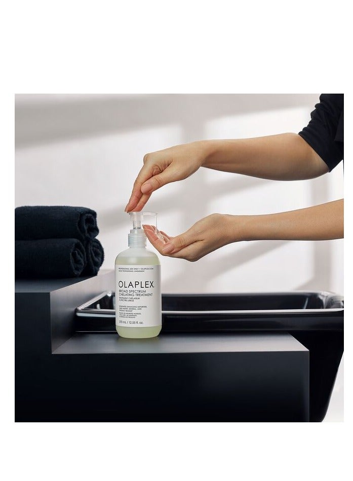 Olaplex Broad Spectrum Chelating Treatment 370ml  - Image 3