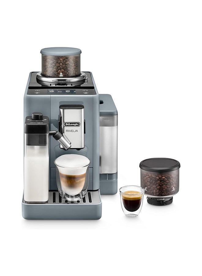 ديلونجي ماكينة صنع القهوة ريفيليا أوتوماتيكية بالكامل مع لاتيه كريما ساخن، وخافق حليب أوتوماتيكي، وماكينة صنع قهوة صغيرة الحجم من الحبوب إلى الكوب، و16 وصفة، وشاشة ملونة تعمل باللمس بالكامل - Image 2