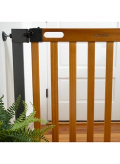 summer infant The Thruway 60 Inches Wide Baby Safety Gates, 6 Months +  - Image 2