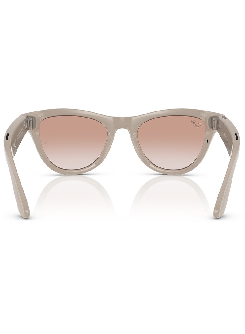ميتا - عدسات Ray-Ban Wearable x Skyler RW4010 670013-52 باللون الرمادي الطباشيري / القرفة - Image 1