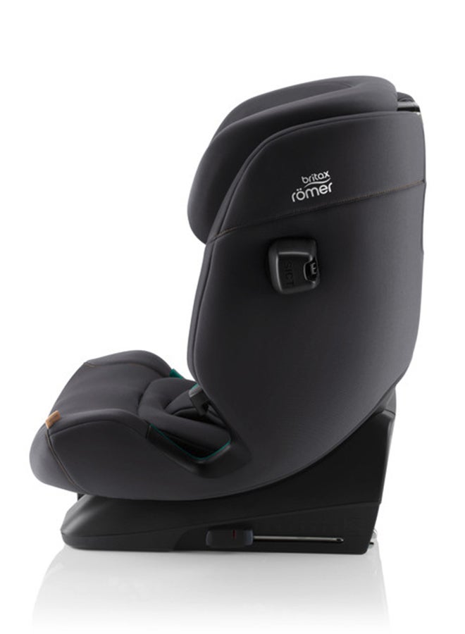 بريتاكس رومر - Advansafix Pro Car Seat For 15 Months To 12 Years, Forward Facing, Isofix 5 point Safety Harness - I-Size Safety Standards - Midnight Grey - Image 1