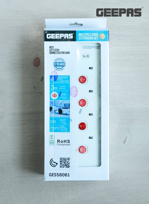 مقبس تمديد رباعي الاتجاهات من Geepas مع مفاتيح فردية، مقاوم للحريق/ سلك بطول 3 أمتار، مثالي للمنزل والمكتب