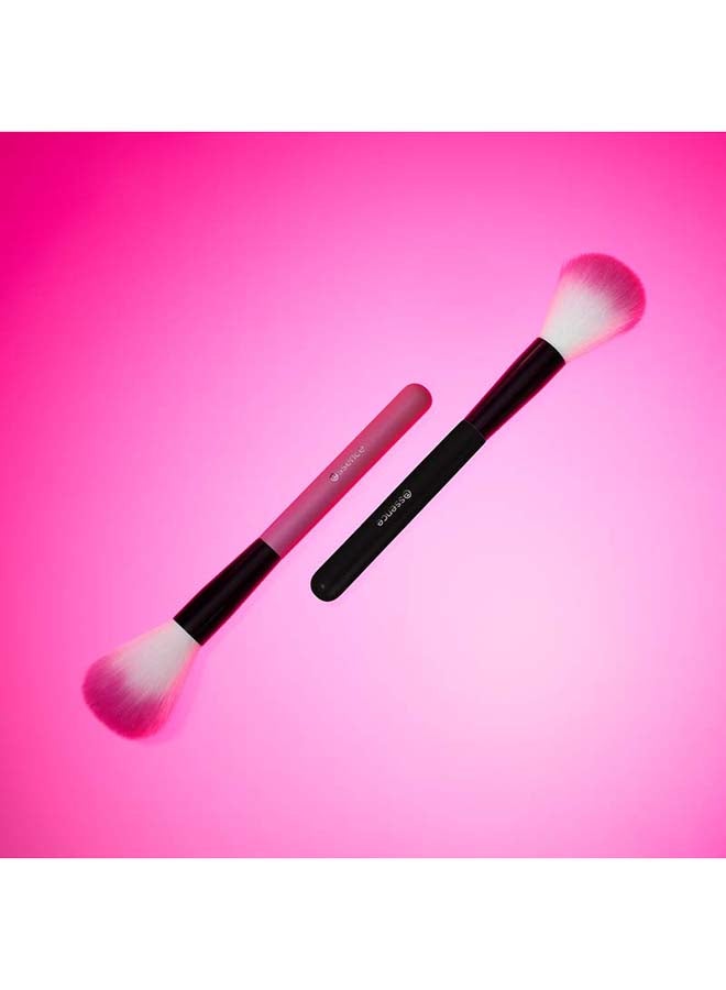 ايسنس فرشاة بودرة متغيرة اللون من Pink Is The New Black 01  - Image 3
