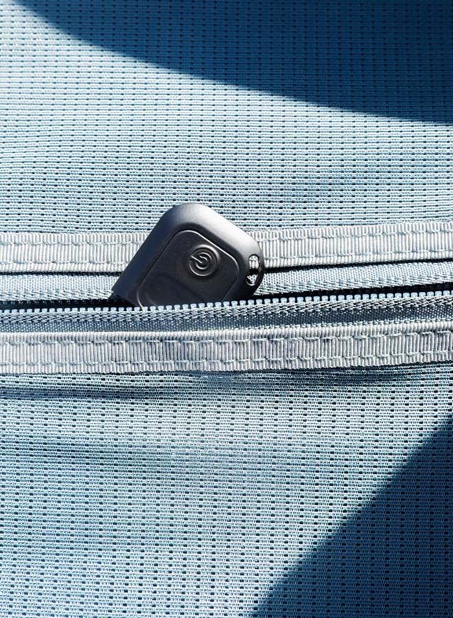 Goui apple AirTag : Effortless Item Location With Apple Find My Integration, TITAN LINE Compatibility And Long Battery Life - Black