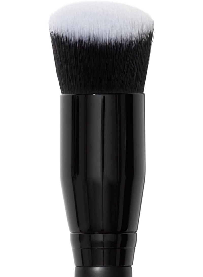 إلف فرشاة أحمر الخدود السائل بتصميم تمويه لتطبيق ومزج الألوان على الخدين - Image 2