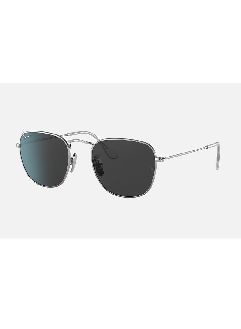 Ray-Ban - Unisex Polarized Square Shape Sunglasses RB8157 920948 Size 51 - Lens Size 51 Mm - Silver - Image 1