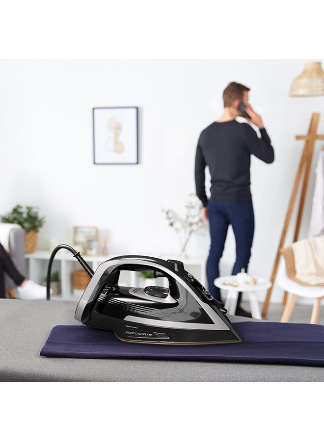 Puregliss Steam Iron | 50 g/Min Steam Output | 280 g/Min Steam Burst | Anti-Stain Protection | Exceptional Glide | Safety Auto-Off | Made in France | 270 ml 3000 W FV8062G0 Black / Shady