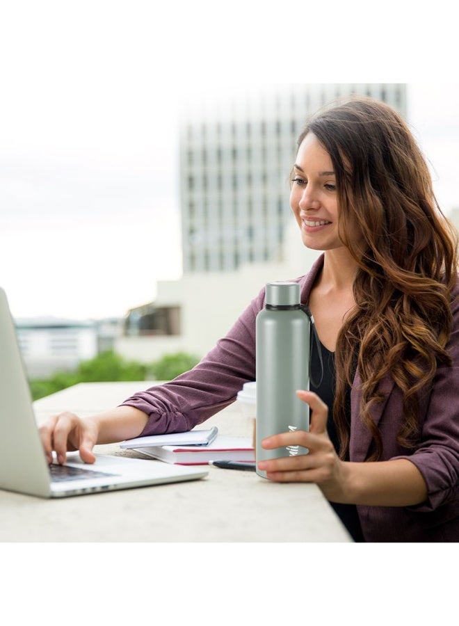 ميلتون زجاجة ماء معزولة بالفراغ سعة 750 مل، تحافظ على المشروبات ساخنة وباردة لمدة 24 ساعة، من الفولاذ المقاوم للصدأ 18/8، زجاجة ترمس مزدوجة الجدران مع طلاء نحاسي داخلي للجيم، المكتب - أورا - Image 5