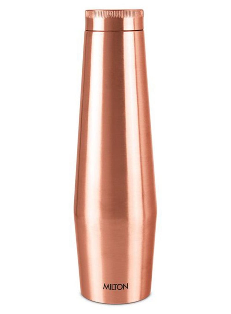 ميلتون زجاجة ماء نحاسية أصلية سعة 1090 مل - وعاء نحاسي نقي 100% للشرب، خالي من BPA، مقاوم للتسرب، يعزز المناعة، يدعم صحة الجهاز الهضمي والكبد، مستوحى من الأيورفيدا - كراون 1100 - Image 1