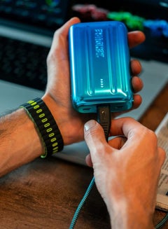 زينديور بسوبرميني 20 بسعة 10000mAh باللون الأزرق مع شحن عبر USB-C Power Delivery – بحجم بطاقة الائتمان، إدخال وإخراج USB-C بقوة 20 واط للشحن السريع أثناء التنقل 10000 mAh  - Image 3