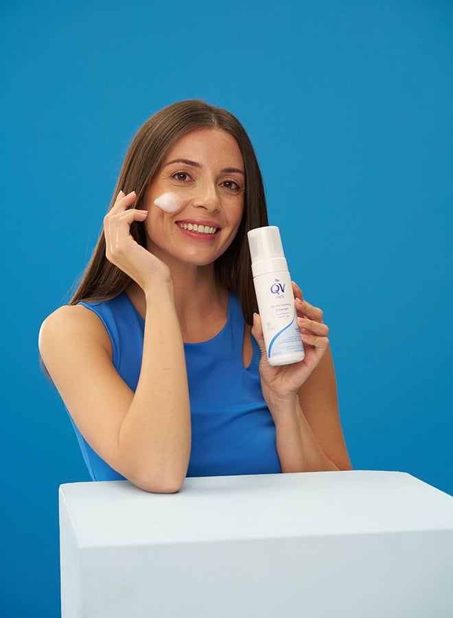 QV - Face Gentle Foaming Cleanser 150ml - Image 1