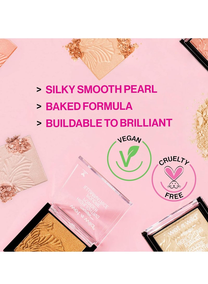 ويت اند وايلد MegaGlo Highlighting Powder Warm Gold Golden Flower Crown - Image 4