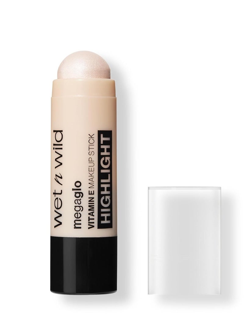 ويت اند وايلد Mega Glo Vitamin E Makeup Stick, Buildable & Blendable Color, Versatile Use, Cruelty-Free & Vegan Moonlike - Image 2
