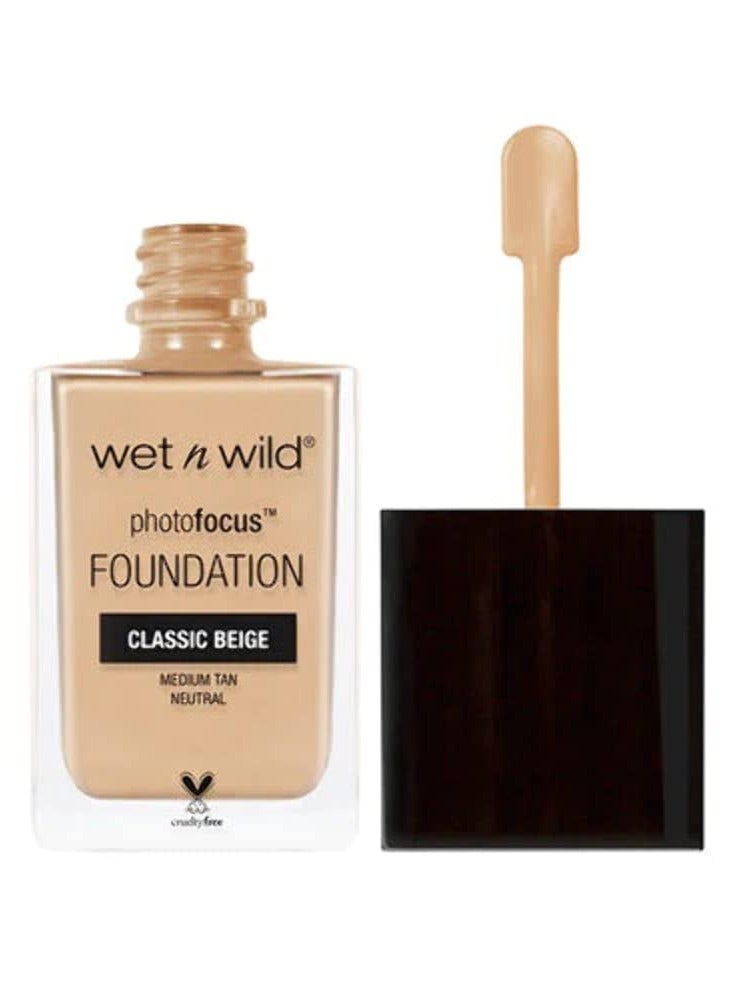 ويت اند وايلد Photo Focus Matte Liquid Foundation, Vegan & Cruelty-Free Classic Beige