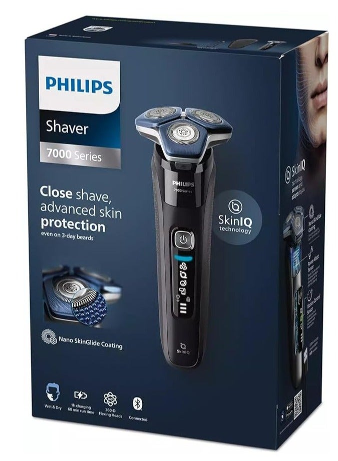 Philips Series 7000 Wet & Dry Electric Shaver S7886/35 Black - Image 2
