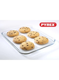 PYREX Pyrex Bake & Enjoy Baking Tray 32x26cm - Durable, Multi-Purpose Glass Tray for Baking and Serving  - Image 3