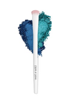 Wet N Wild Eyeshadow Brush, Precision Blending Application, Soft Synthetic Fibers, Ergonomic Handle for Comfortable Precision Control White  - Image 1