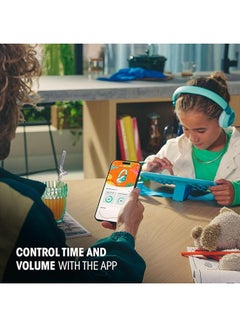 JBL Junior 320 BT Wireless On-Ear Bluetooth Headphones with Built-in Microphone for Kids, 50 Hours Playback, Safe Sound, Low Volume, Easy Operation and Sticker Set - JBLJR320BTGRN Green  - Image 4