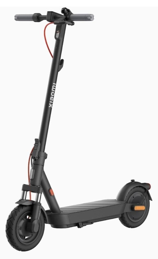 شاومي سكوتر كهربائي شاومي 5 | سرعة قصوى تصل إلى 25 كم/س *1، مسافة سفر 60 كم | مقاوم للماء IPX5 | إطار بدون أنبوب 10 بوصة | أسود - Image 1