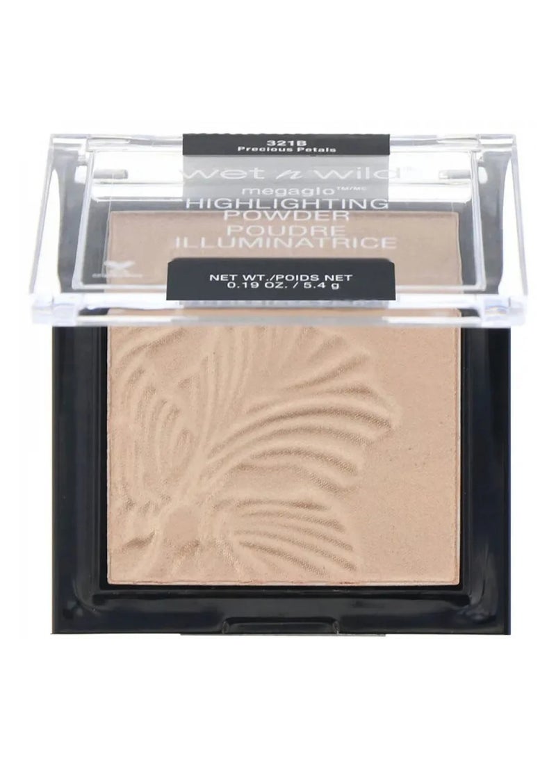ويت اند وايلد E321B Mega Glow Highlighting Powder - Precious Petals Pink - Image 1