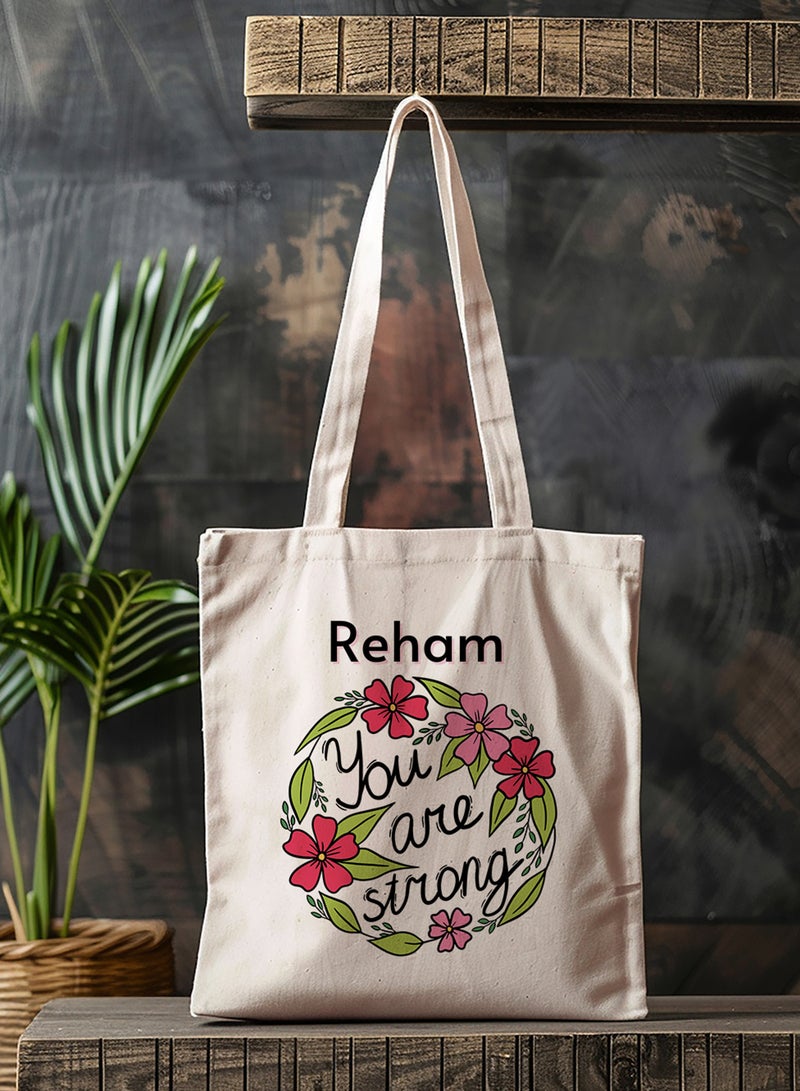 لوحة حقيبة يد بأحزمة كتف من البوليستر باسم قابل للتخصيص بتصميم انتى قوية بيج - Image 4