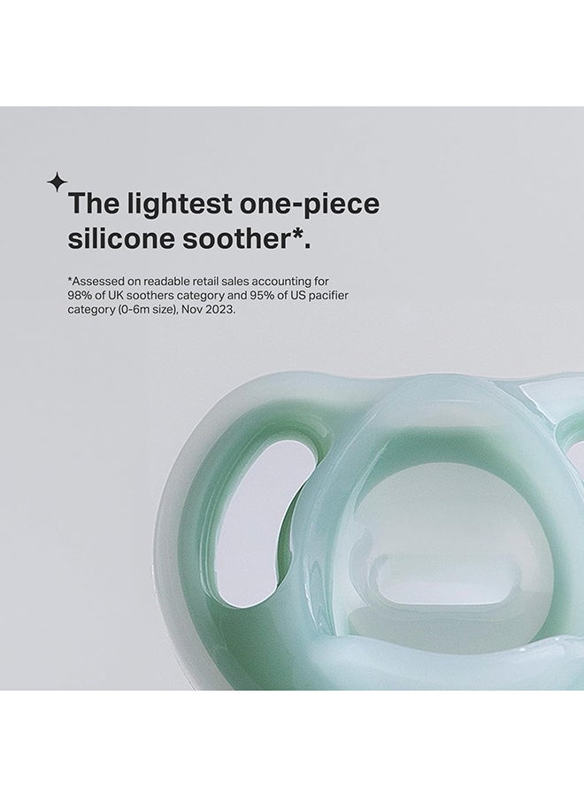 tommee tippee - Pack Of 4 Ultra-Light Silicone Pacifier, Symmetrical One-Piece Design, Bpa-Free Silicone Binkies, 6-18 Months - Image 1