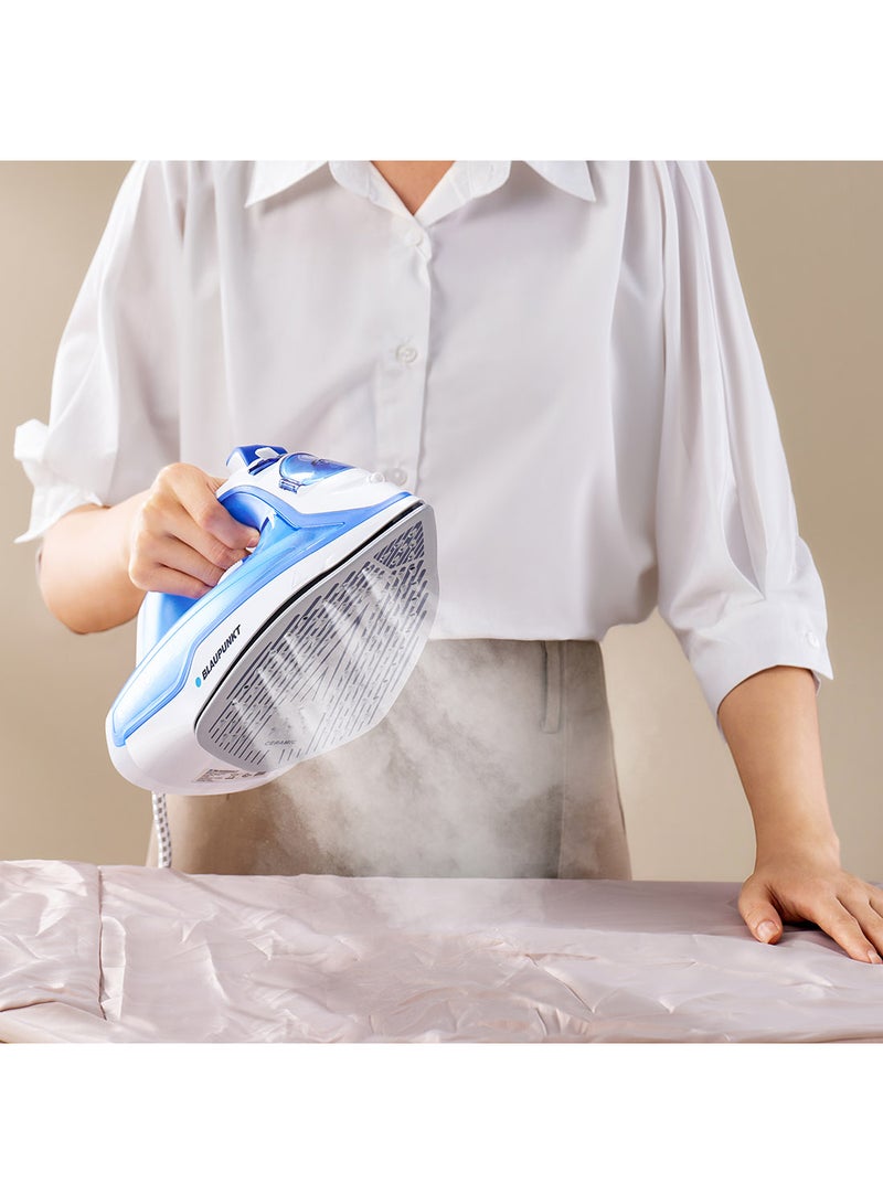بلوبونكت Steam Iron, 2400W, Auto Shut-off, Anti-Calc, Anti-Drip, Ceramic Soleplate 280 ml 2400 W GIS360 Blue/White  - Image 2