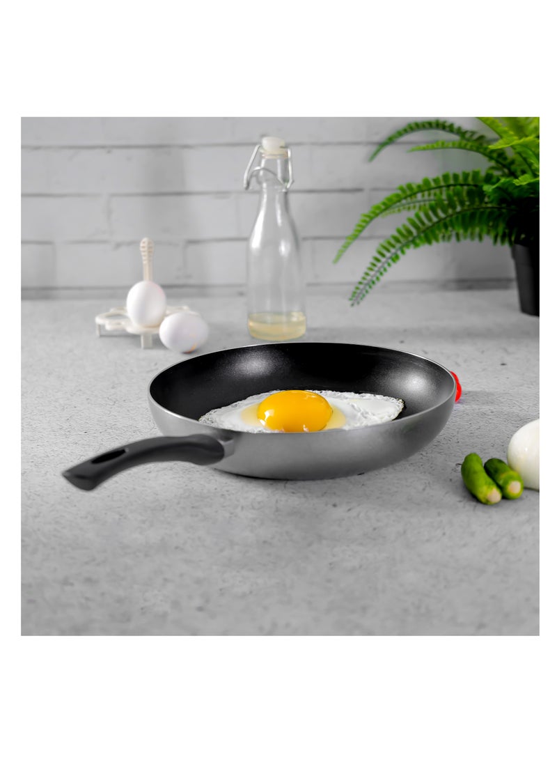 Royalford - Royalford 30 CM Nonstick Frypan- RF12103| Strong Press Aluminum Body With Non-Stick Coating And Heat Resistant Bakelite Handle Black - Image 1