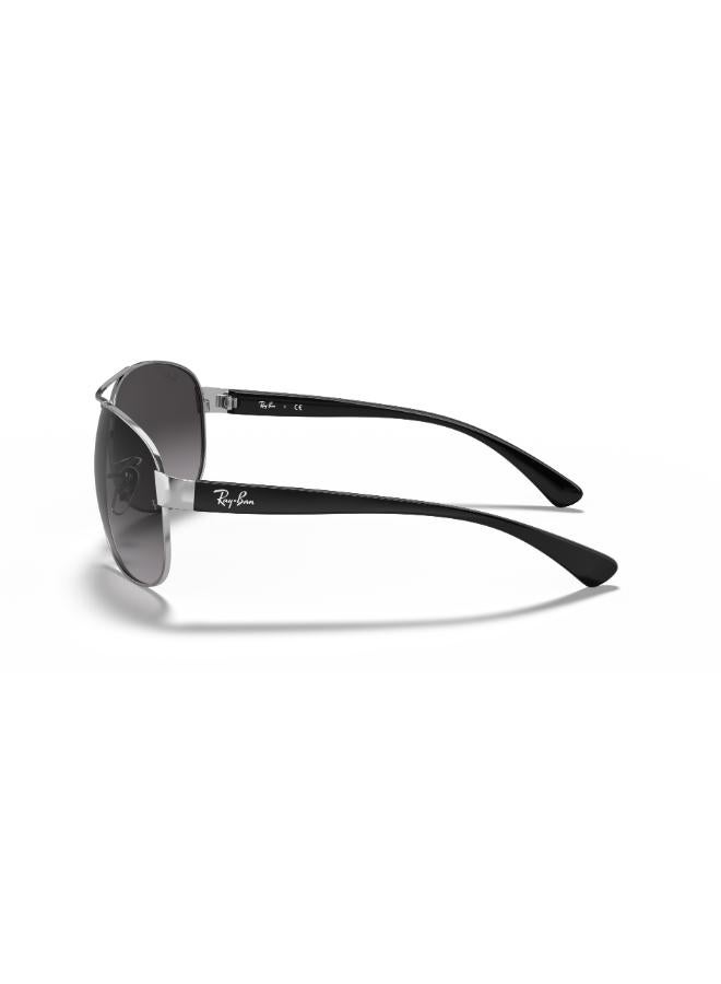 راي بان Men's Full Rimmed Pilot Sunglasses 0RB3386 63 003/8G  - Image 2