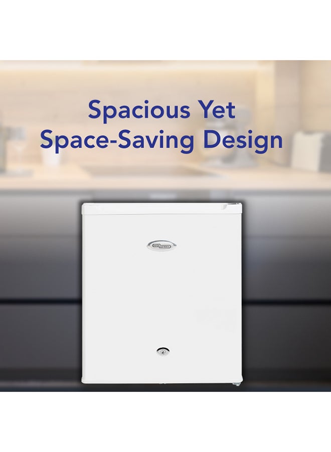سوبر جنرال 50L Gross /46L Net Capacity Defrost Refrigerator with Adjustable Wired Shelves SGR035HS Silver  - Image 3