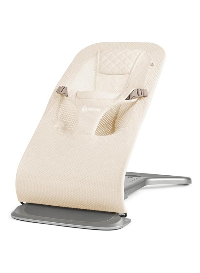 إيرجوبيبي Evolve Soft And Comfortable Baby Bouncer, Cream  - Image 1