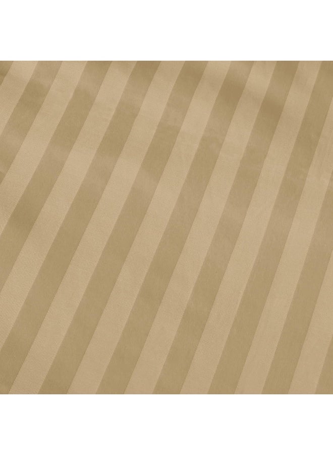 ARISTOCRAT Aristocrat 6-Piece Comforter Set 100% Microfiber- 1pc comforter (160x220cm), 1pc flat sheet (160x220cm), 2pcs pillowcase (50x75+17cm), 2pcs filled cushions (45x45cm) - Beige Microfiber Beige  - Image 4
