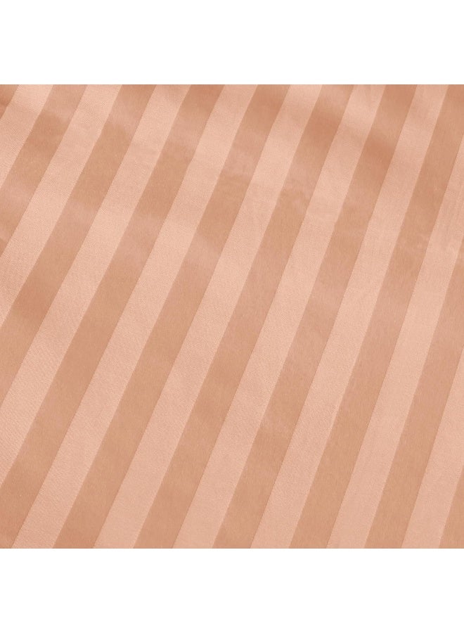 ARISTOCRAT Aristocrat 6-Piece Comforter Set 100% Microfiber- 1pc comforter (240x260cm), 1pc flat sheet (240x260cm), 2pcs pillowcase (50x75+17cm), 2pcs filled cushions (45x45cm) - Peach Microfiber Peach  - Image 4