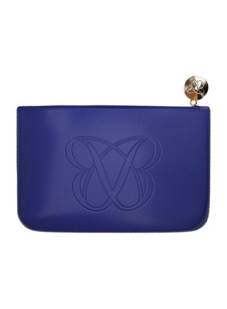 Free Bella beauty blender and cosmetic bag