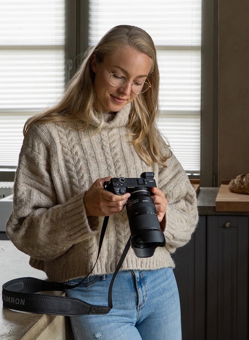 Tamron B061S 18-300mm F/3.5-6.3 Di III For Sony Black - Image 2