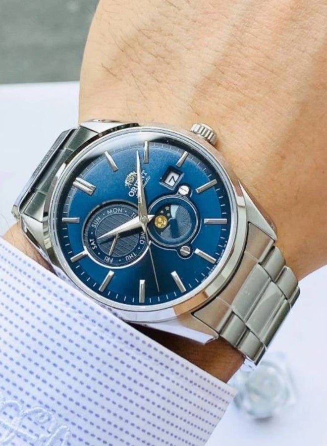 أورينت Boys' Automatic Sun & Moon Blue Dial Stainless Steel Men's Watch RA-AK0308L  - Image 2
