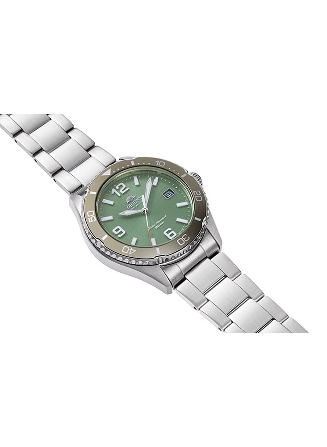 أورينت Boys' Quartz Sports Men's Watch RA-WJ0001E, Green Dial, 39.9mm, 200M WR  - Image 2