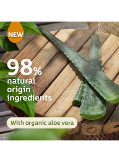 Johnson's Baby Naturally Sensitive Shampoo With Organic Aloe Vera - 395 ml  - Image 2