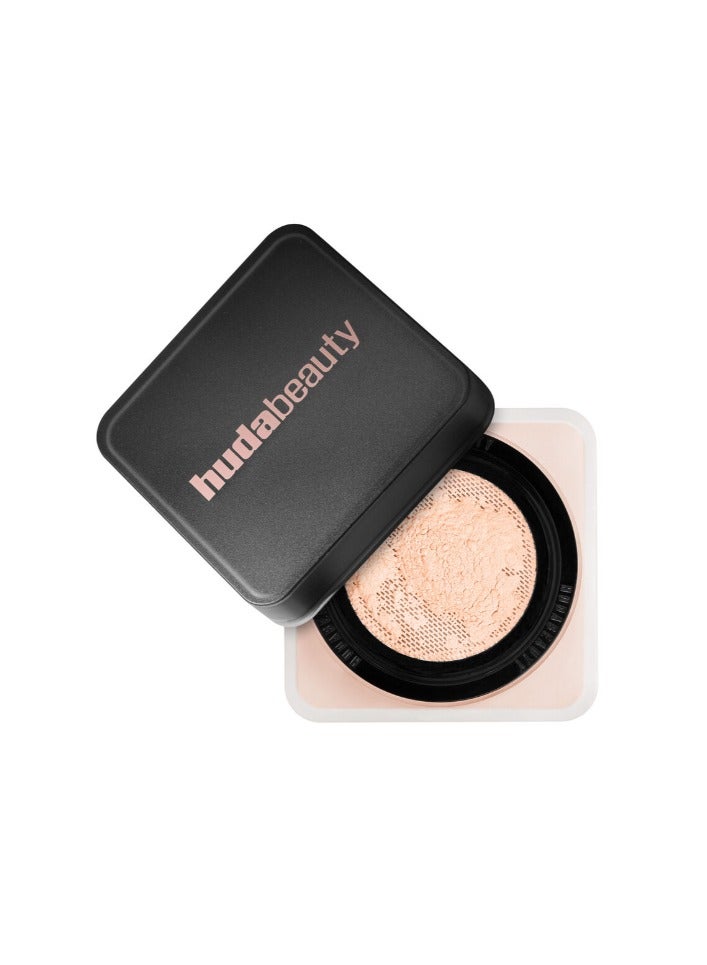 HUDA BEAUTY - Easy Bake Loose Powder - Cupcake - Image 1