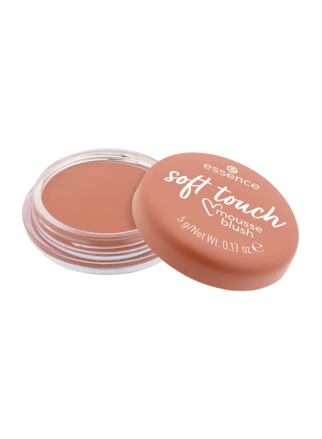 Essence Soft Touch Mousse Blush 10 Cozy Clay  - Image 1