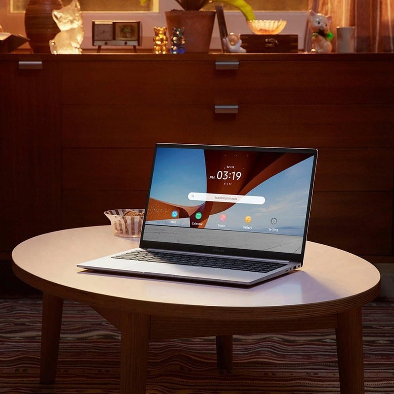 Samsung - Galaxy Book4 Business Laptop With 15.6-Inch Full HD Display, Core 7 Processor Processor/16GB RAM/2TB SSD/Intel Iris XE Graphics/Windows 11 Pro English/Arabic silver - Image 1