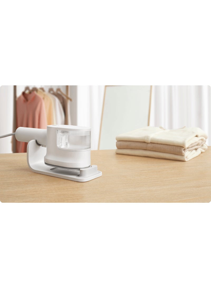 Xiaomi - Handheld Steam Iron, 1200W, 150ml Tank, Vertical and Horizontal Steaming - 150 ml 1200 W B502CN White - Image 1