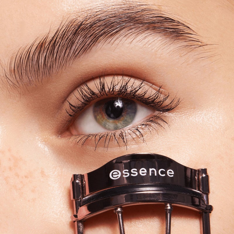 Essence Lash curler 01 Pink  - Image 5