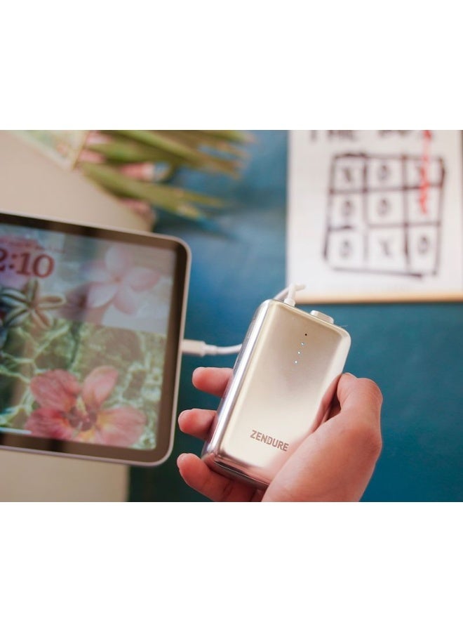 زينديور سوبر ميني برو باور بنك بسعة 10000 مللي أمبير 30 واط | كابل مدمج متين | شحن سريع لأجهزة ايفون و اندرويد | شاحن محمول مدمج للسفر | لون فضي فضى - Image 3