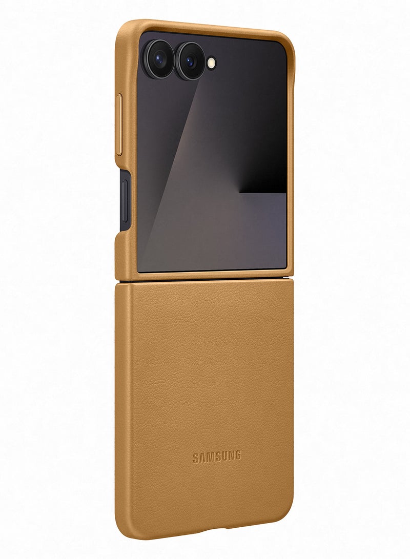 Samsung Galaxy Z Flip7 Kindsuit Case - Camel  - Image 4