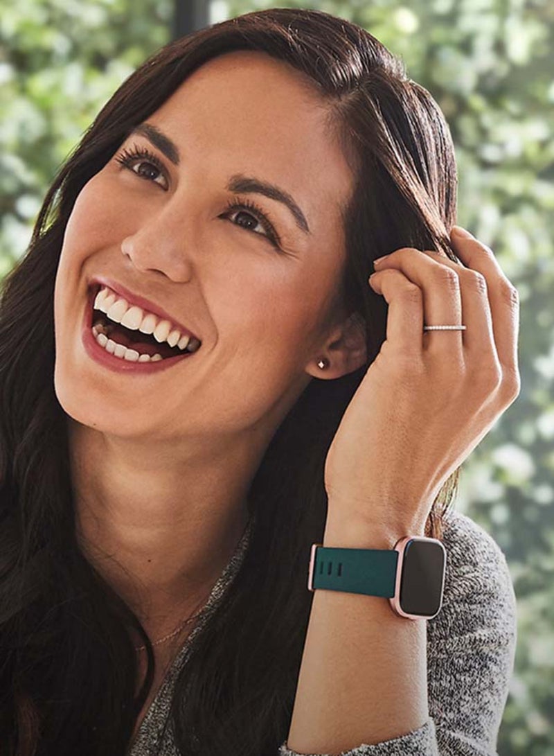 Fitbit Renewed - Versa 2 Smartwatch Emerald - Image 3