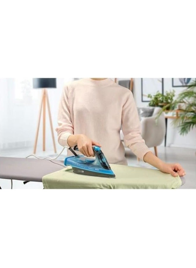 BRAUN Household Free Style 3 Steam Iron With Precision Tip And Free Glide 3D Technology, 200 g/min, Super Ceramic Plate, Auto Shut-Off Tank 270 ml 2400 W FI3194BK black / Blue  - Image 4